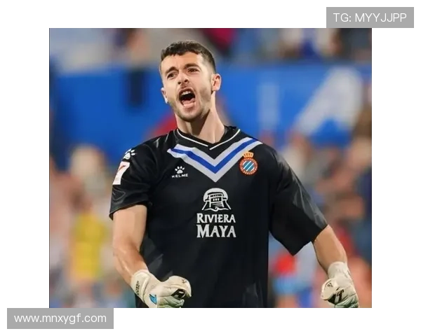 多特等多支球队关注皇马18岁中卫霍安马丁内斯但他预计继续留队