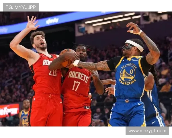 火箭队进攻火力全开但防守漏洞频现能否实现双赢局面